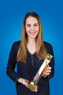 Tina Pandža, Country Managerin Südosteuropa bei TIMOCOM, mit dem Brand Leader Award