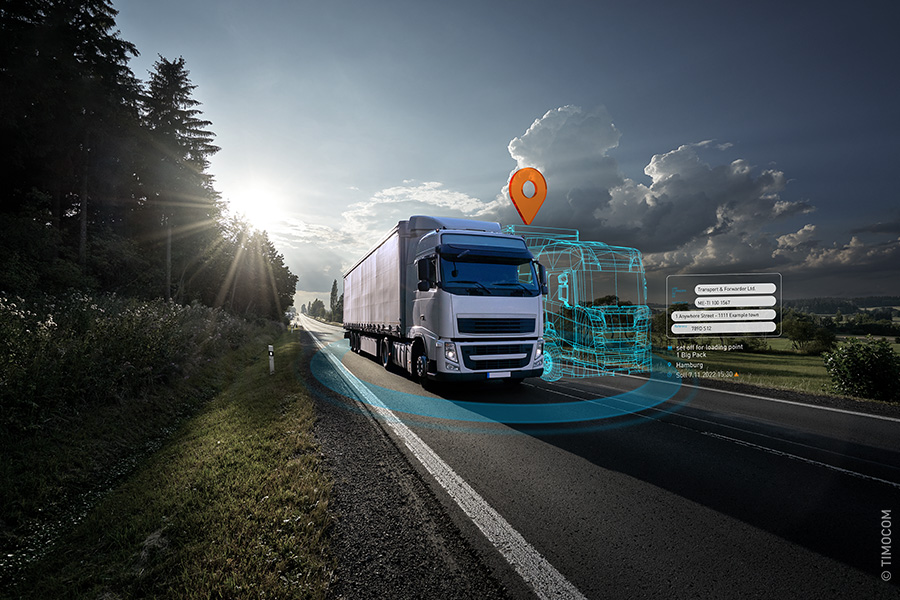 Neben einem LKW ist ein digitaler Zwilling mit weiteren Daten abgebildet. (c) TIMOCOM / Frei zur redaktionellen Verwendung.